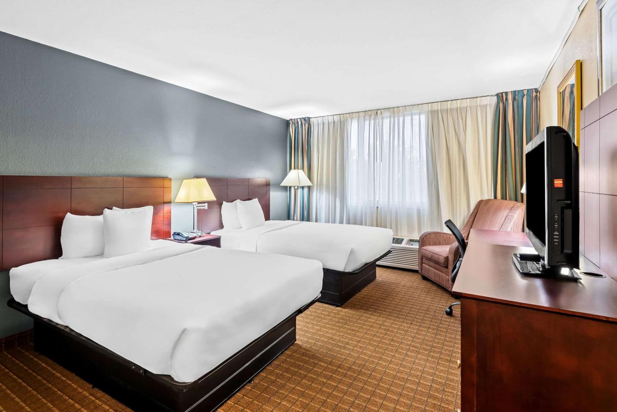 Quality Inn Fort Dodge Exteriör bild