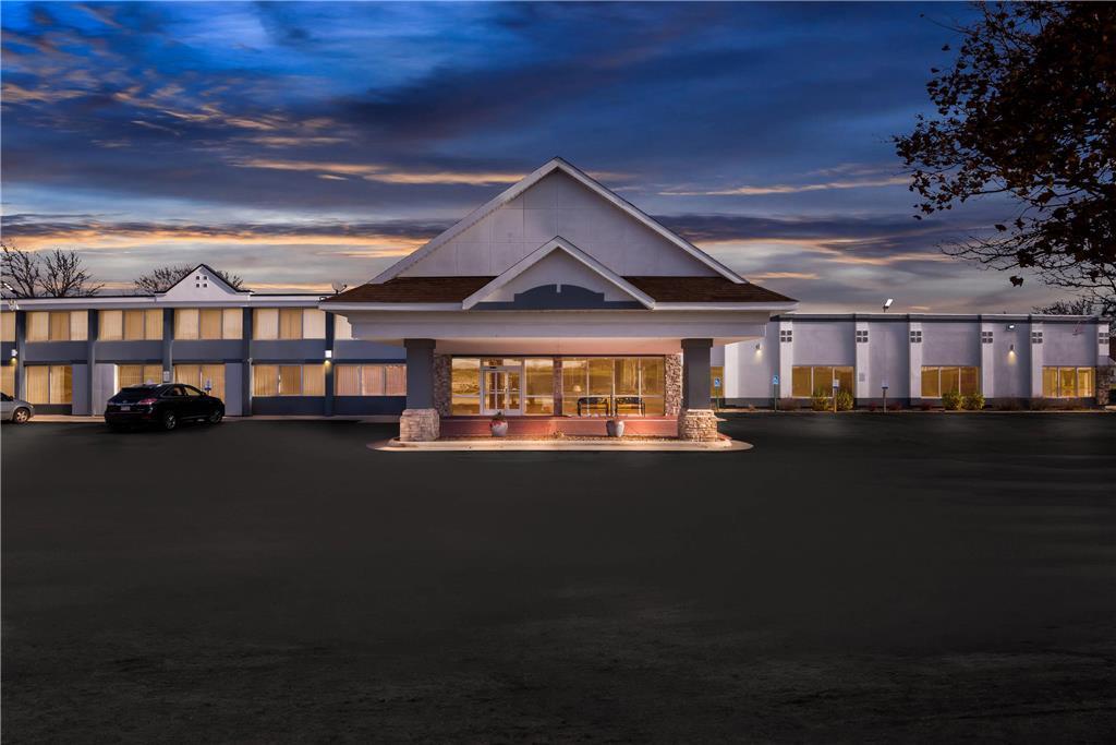 Quality Inn Fort Dodge Exteriör bild
